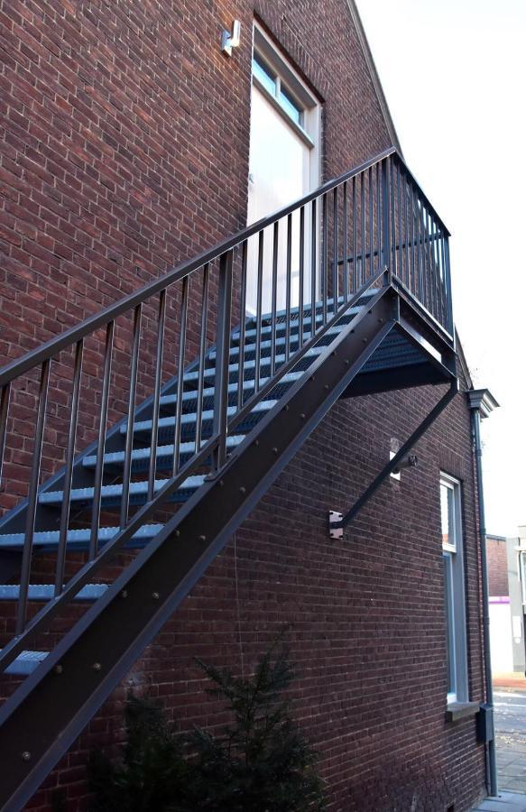 Zzzuite25 Bed & Breakfast Oosterhout  Exterior foto